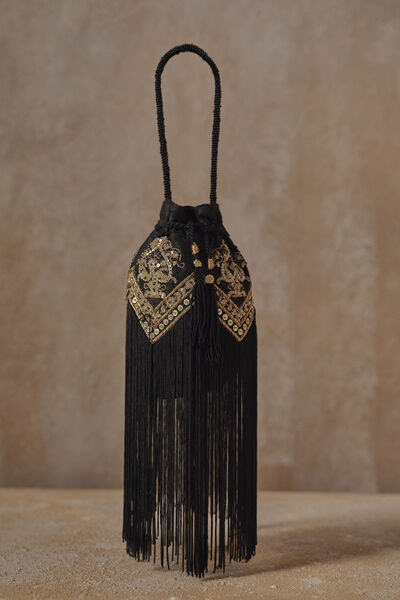 Song of the Wilderness Fringe Sack - Magpie Black